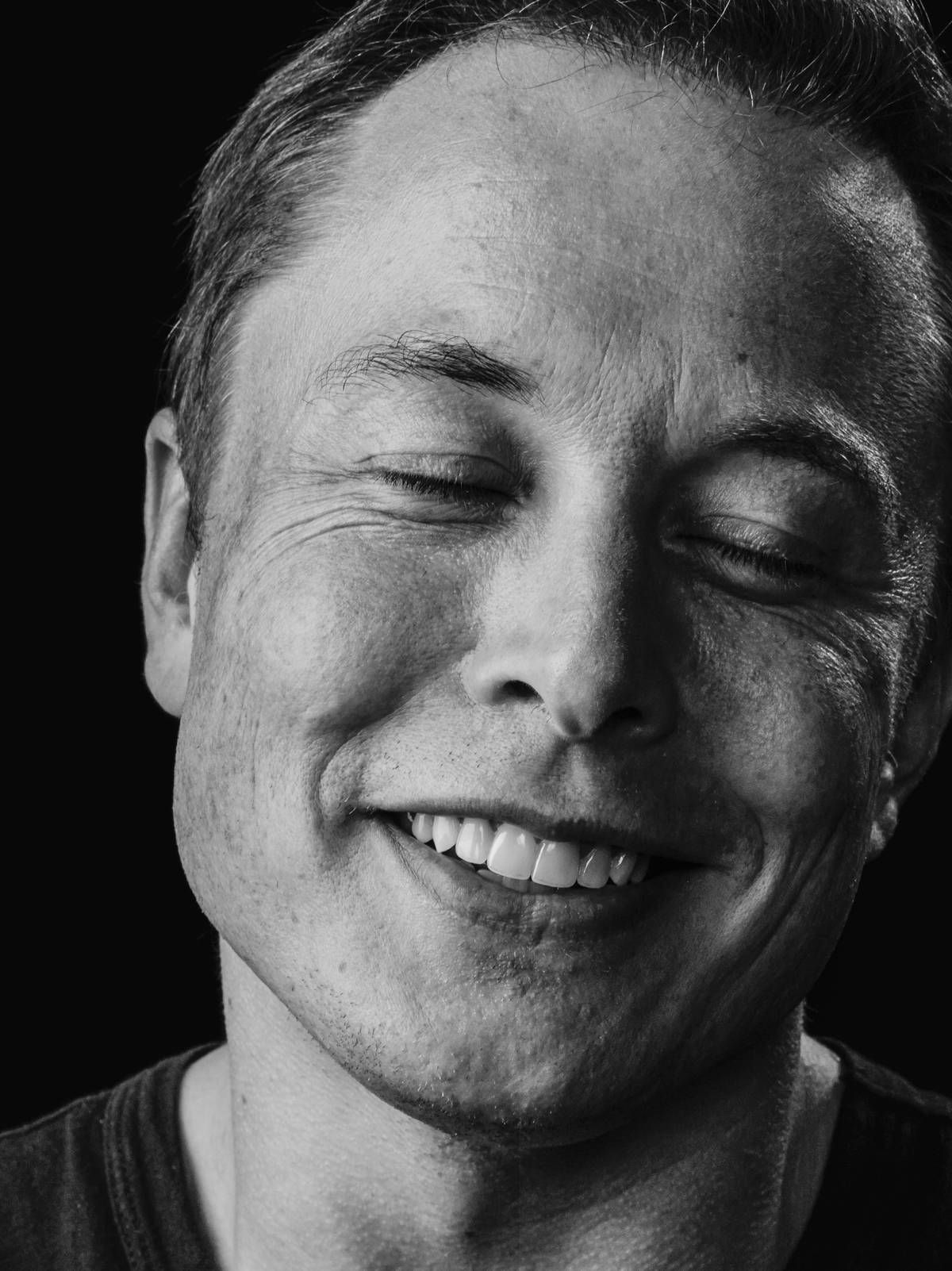 headshot of Elon Musk